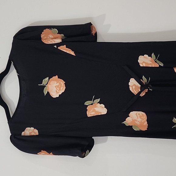 Reformation Britt Short Sleeve Button Down Dress - Picture 7 of 12